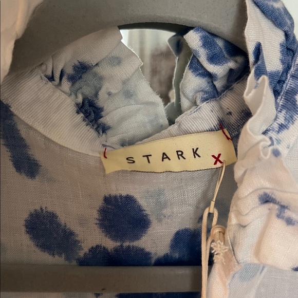 Elegant Blue and White Women's Blouse - Picture 3 of 5